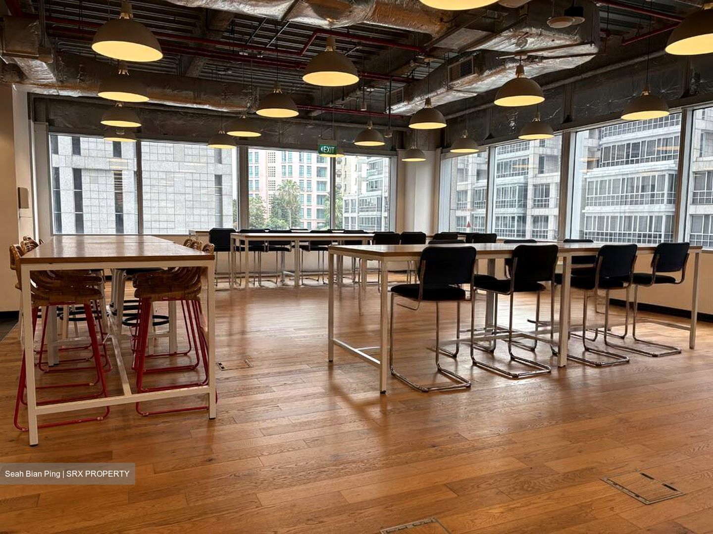 UE Square (D9), Office #459763521
